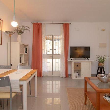 C52 - Seaside 2 Bedrooms By The Center มาลากา ภายนอก รูปภาพ