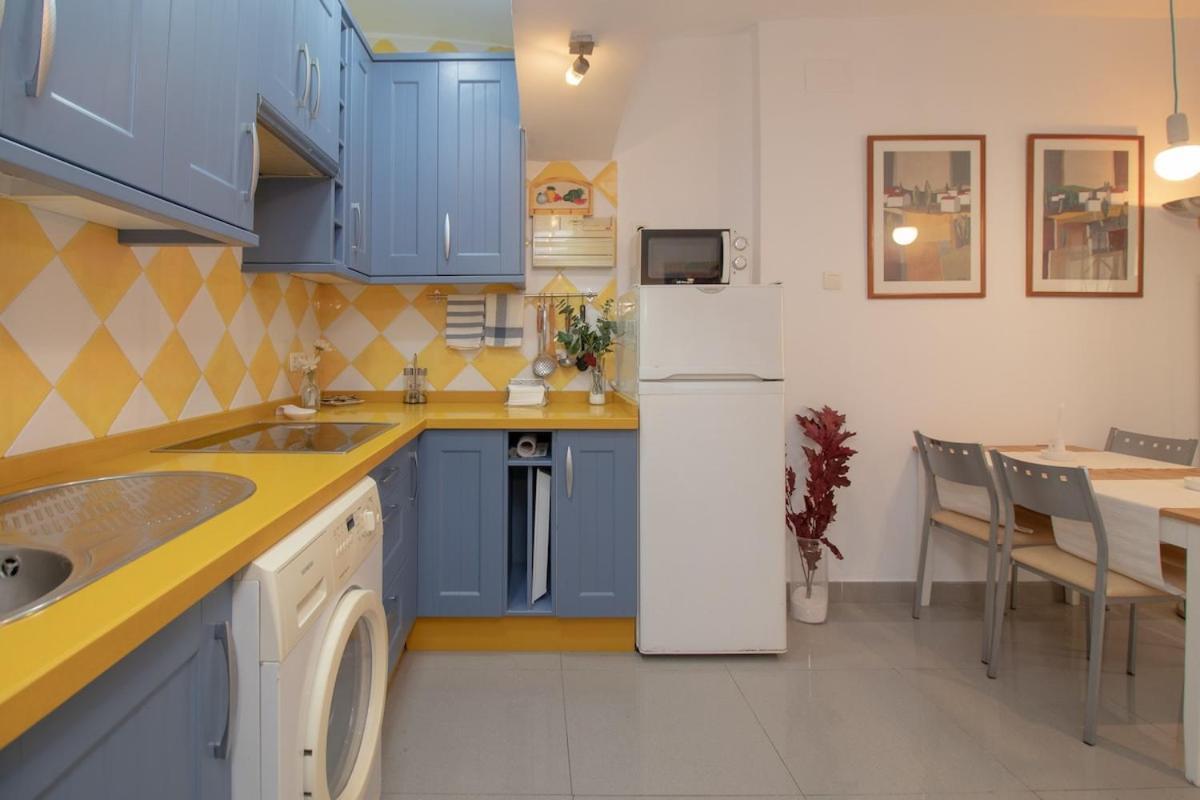 C52 - Seaside 2 Bedrooms By The Center มาลากา ภายนอก รูปภาพ