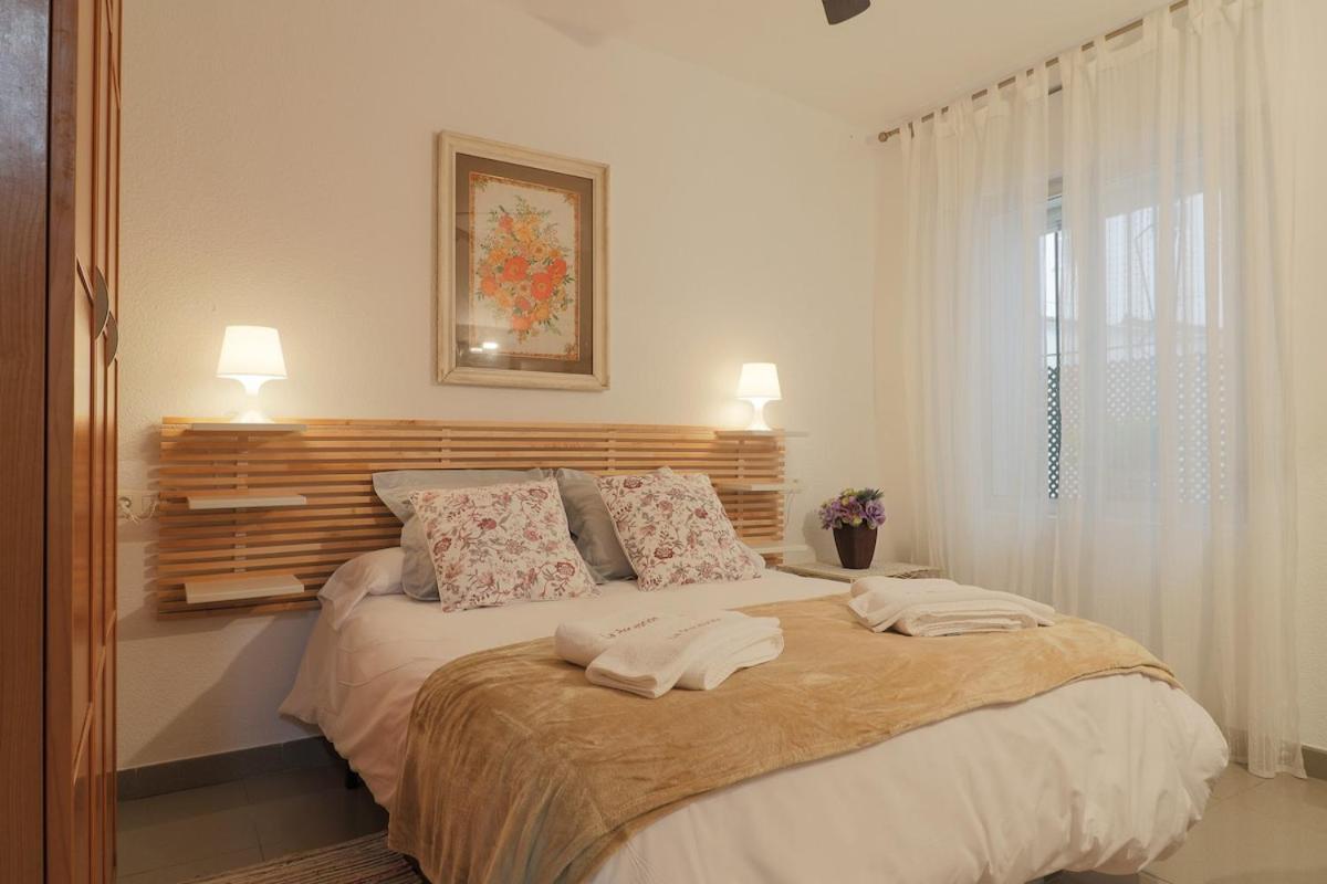 C52 - Seaside 2 Bedrooms By The Center มาลากา ภายนอก รูปภาพ